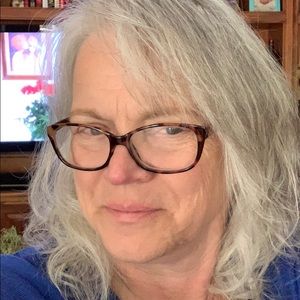 Meet your Posher, Cindy